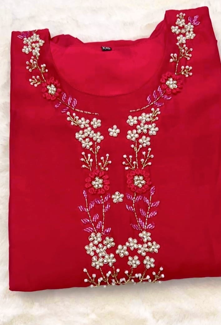 Roman Silk Suit Paired With Rich Banarasi Dupatta - Image 3